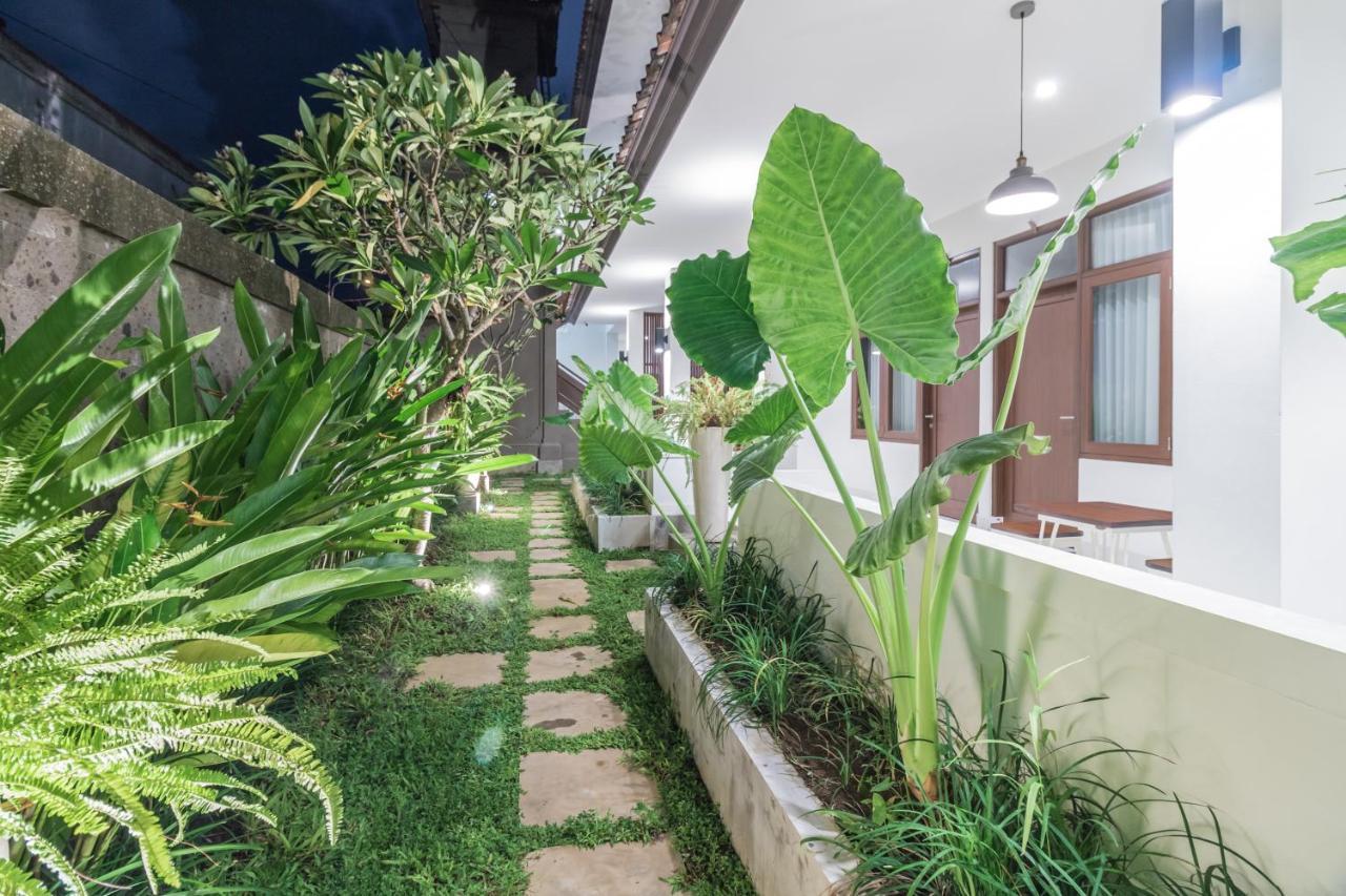 Kak Garden Inn Kuta Lombok Extérieur photo