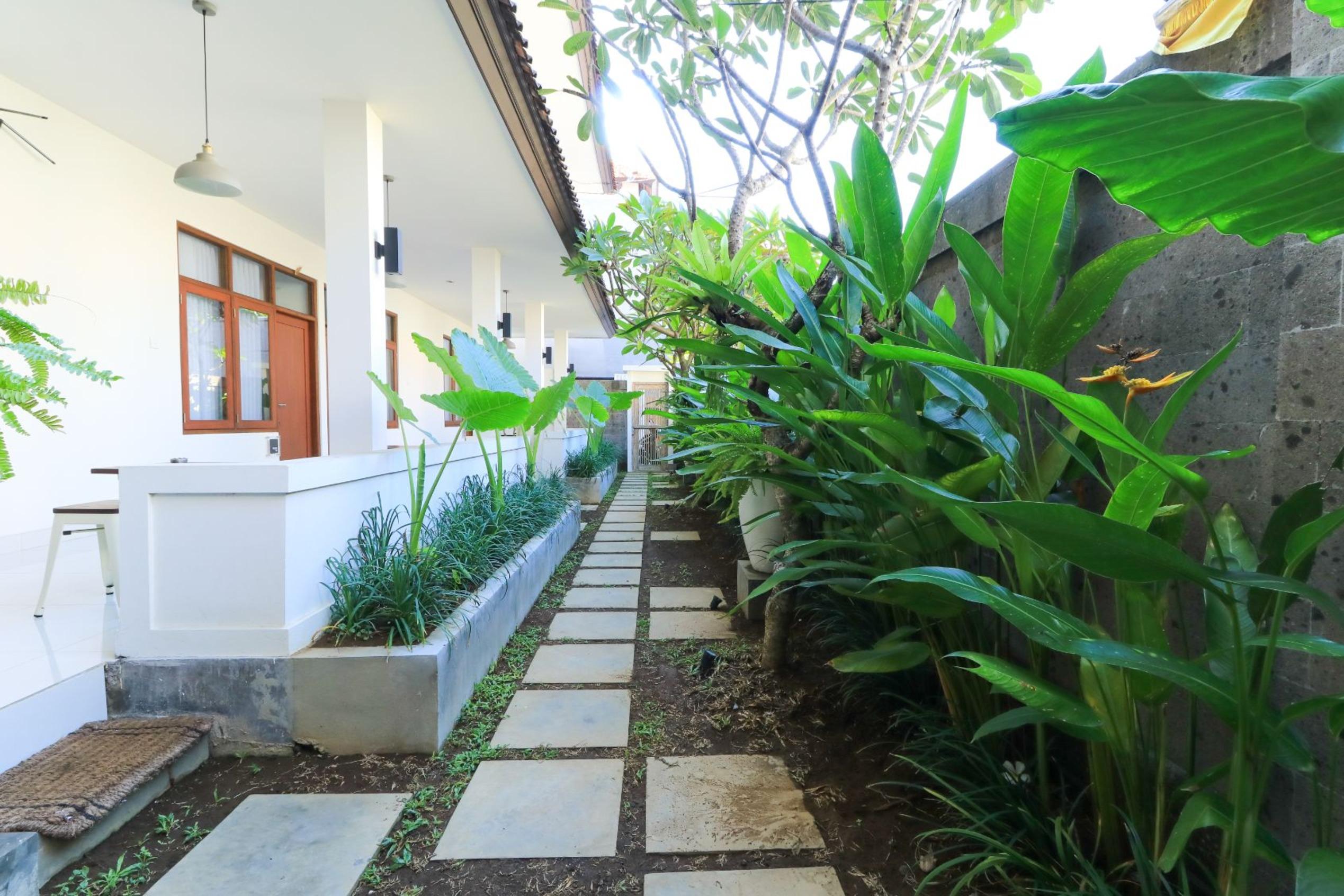 Kak Garden Inn Kuta Lombok Extérieur photo